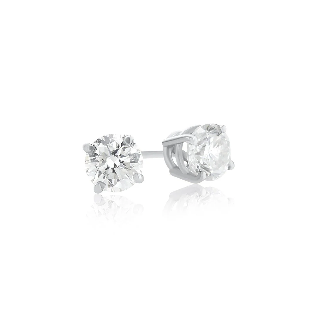 .90 Carats Natural Diamond Stud Earrings